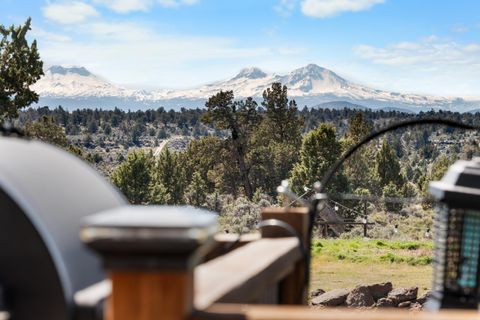 Tiny photo for 1435 SW Bent Loop, Powell Butte, OR 97753 (MLS # 220220085)