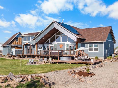 Tiny photo for 1435 SW Bent Loop, Powell Butte, OR 97753 (MLS # 220220085)