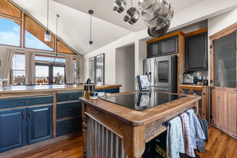 Tiny photo for 1435 SW Bent Loop, Powell Butte, OR 97753 (MLS # 220220085)