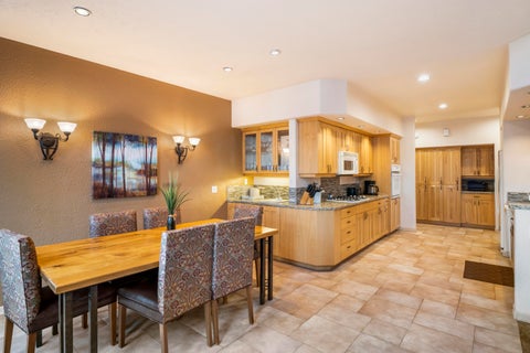 Tiny photo for 57082 Peppermill Circle #35-B, Sunriver, OR 97707 (MLS # 220227171)