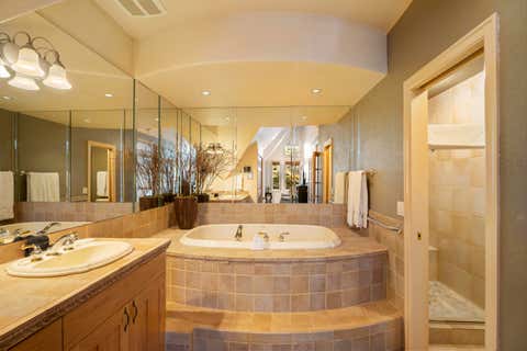Tiny photo for 57082 Peppermill Circle #35-B, Sunriver, OR 97707 (MLS # 220227171)