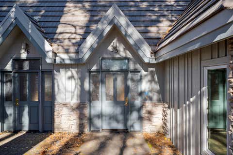 Tiny photo for 57082 Peppermill Circle #35-B, Sunriver, OR 97707 (MLS # 220227171)