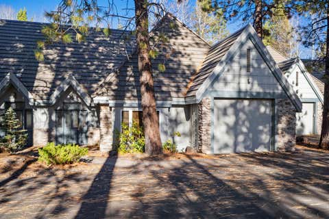 Photo of 57082 Peppermill Circle #35-B, Sunriver, OR 97707 (MLS # 220227171)