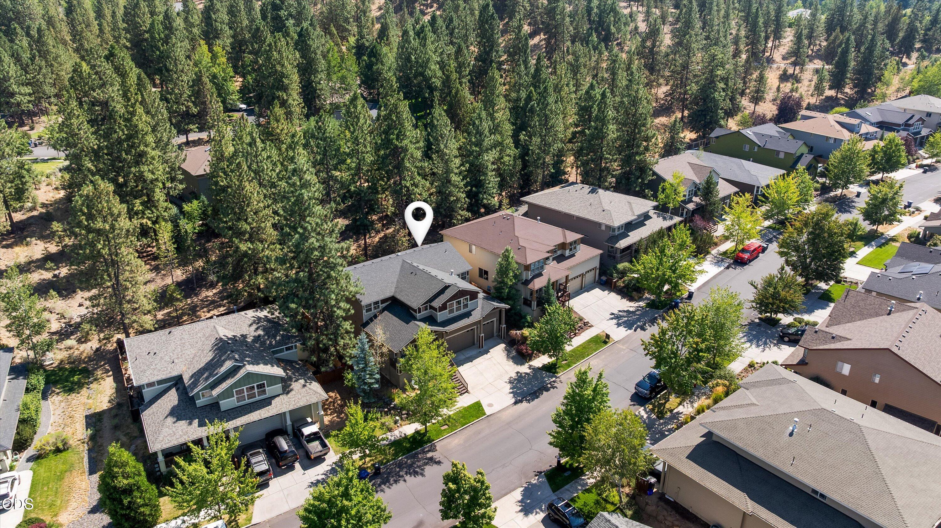 478 NW Flagline Drive