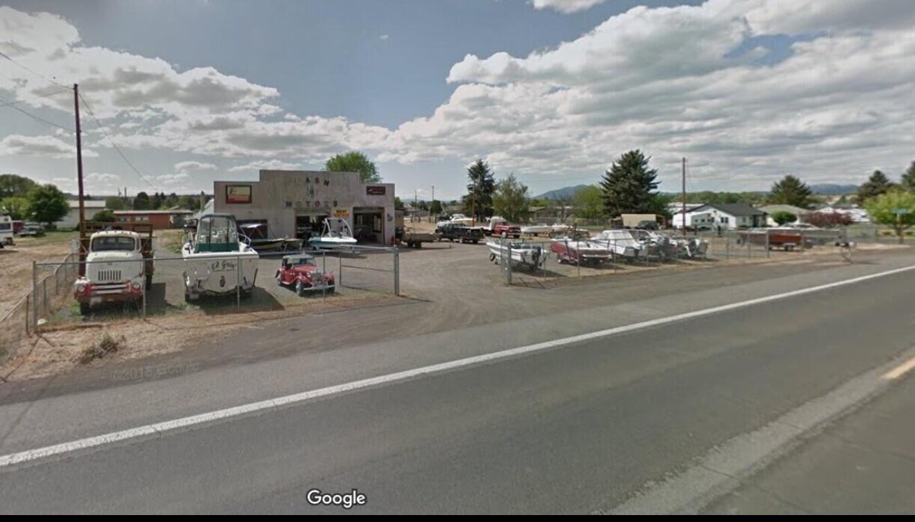 701 SE Combs Flat Road