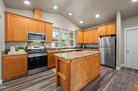 Tiny photo for 20705 Snow Peaks Drive, Bend, OR 97701 (MLS # 220224171)