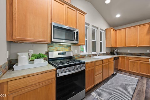 Tiny photo for 20705 Snow Peaks Drive, Bend, OR 97701 (MLS # 220224171)