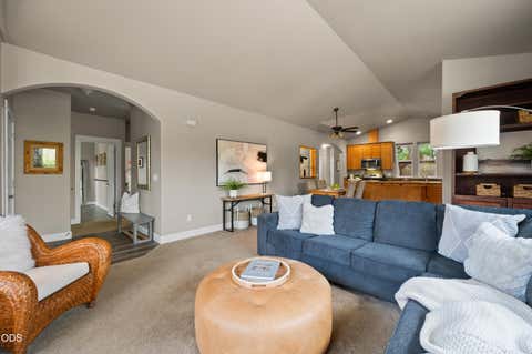Tiny photo for 20705 Snow Peaks Drive, Bend, OR 97701 (MLS # 220224171)