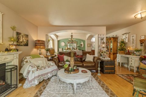 Tiny photo for 10704 Kestrel Road, Klamath Falls, OR 97601 (MLS # 220219984)