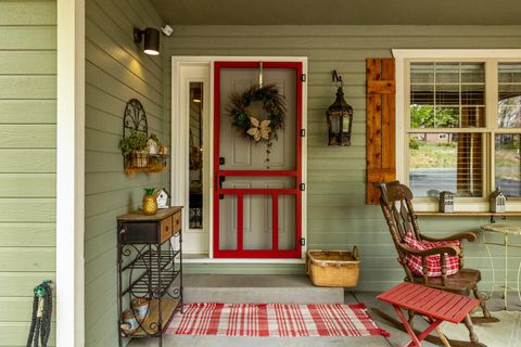 Tiny photo for 10704 Kestrel Road, Klamath Falls, OR 97601 (MLS # 220219984)