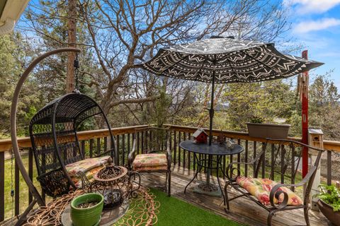 Tiny photo for 10704 Kestrel Road, Klamath Falls, OR 97601 (MLS # 220219984)