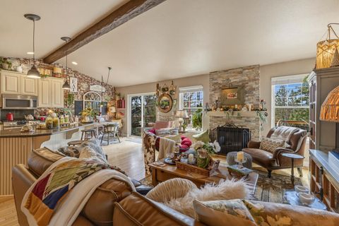 Tiny photo for 10704 Kestrel Road, Klamath Falls, OR 97601 (MLS # 220219984)