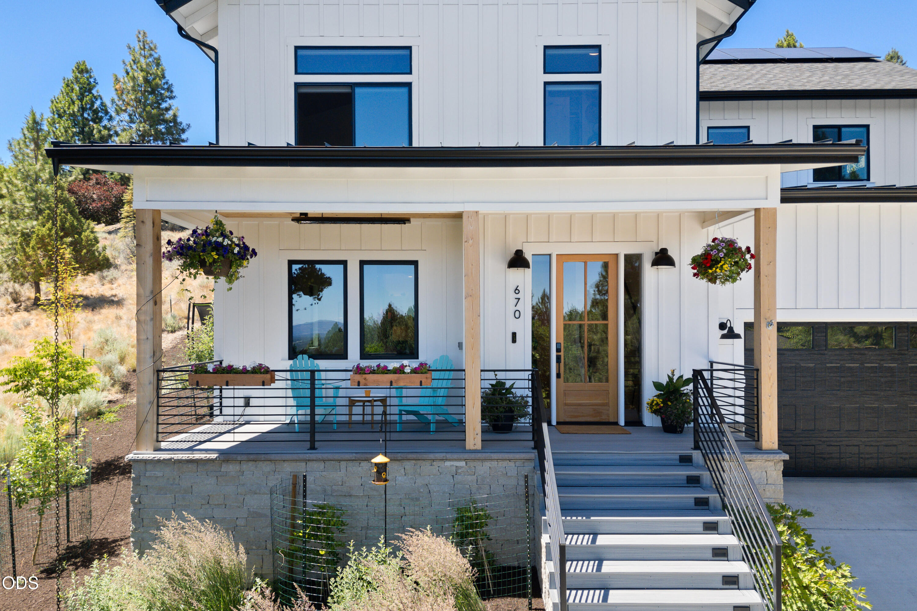 670 NW Powell Butte Loop