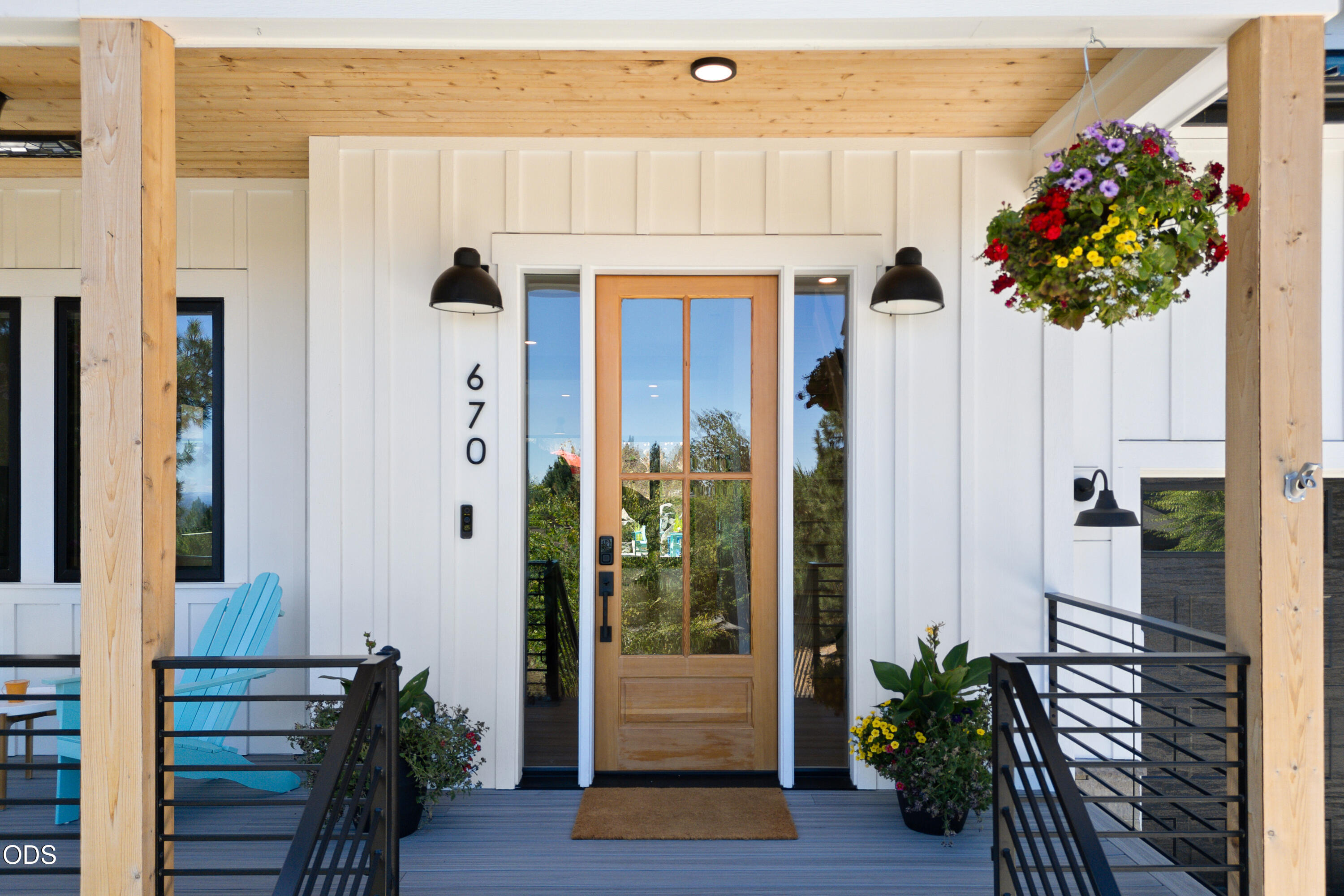 670 NW Powell Butte Loop