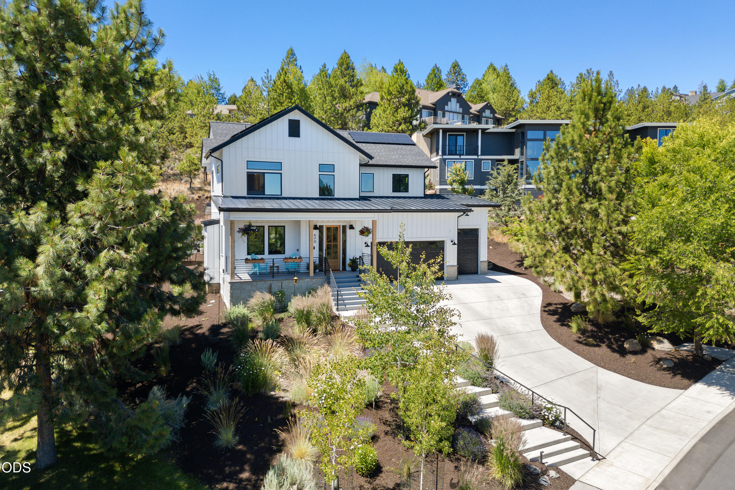 670 NW Powell Butte Loop