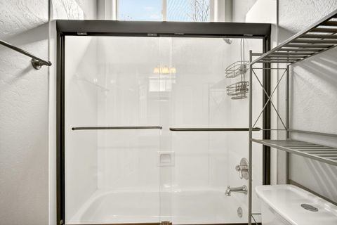 Tiny photo for 4742 Hathaway Drive, Medford, OR 97504 (MLS # 220211728)