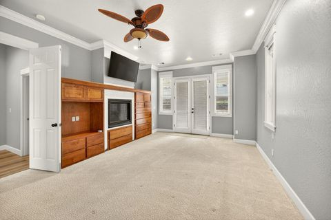 Tiny photo for 4742 Hathaway Drive, Medford, OR 97504 (MLS # 220211728)