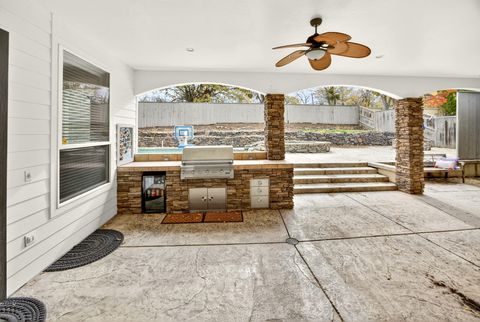 Tiny photo for 4742 Hathaway Drive, Medford, OR 97504 (MLS # 220211728)