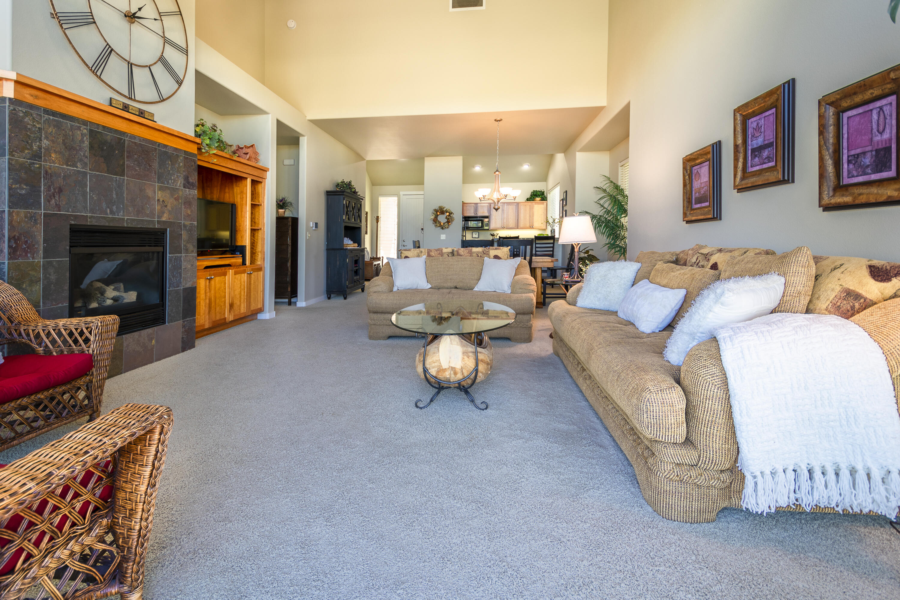 Eagle Crest - Residential