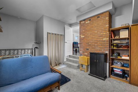 Tiny photo for 206 SW Hayes Avenue, Bend, OR 97702 (MLS # 220214381)