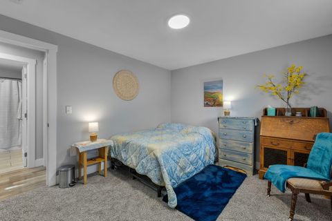 Tiny photo for 206 SW Hayes Avenue, Bend, OR 97702 (MLS # 220214381)