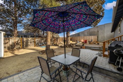 Tiny photo for 206 SW Hayes Avenue, Bend, OR 97702 (MLS # 220214381)