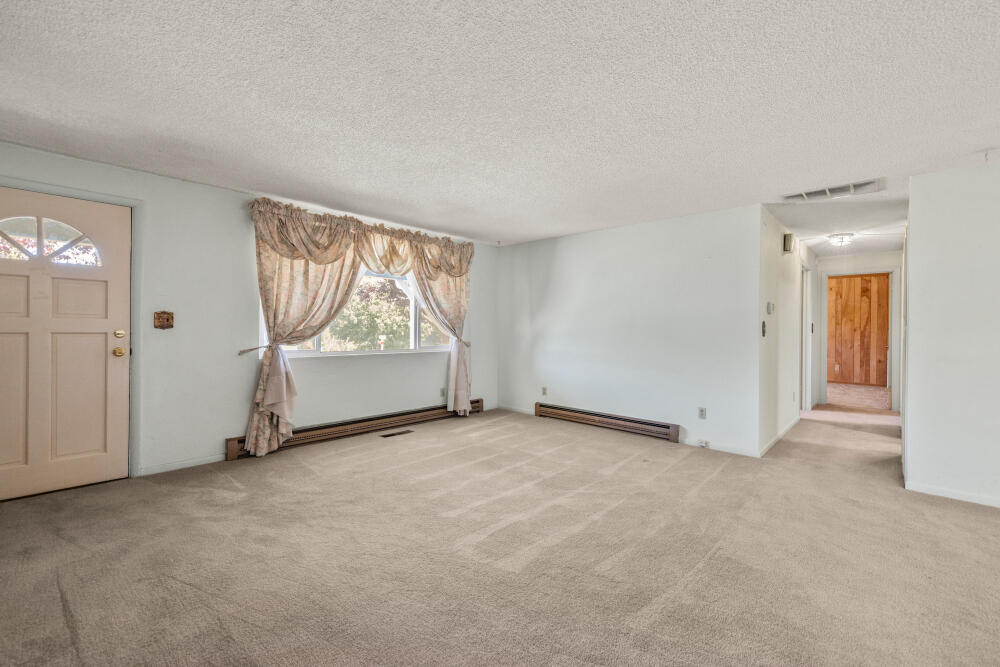 Eastmount - Residential