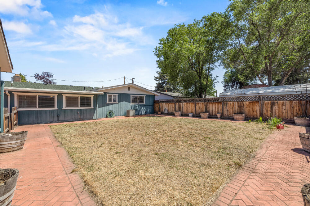 Eastmount - Residential