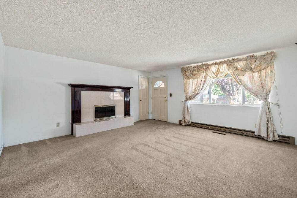 Eastmount - Residential