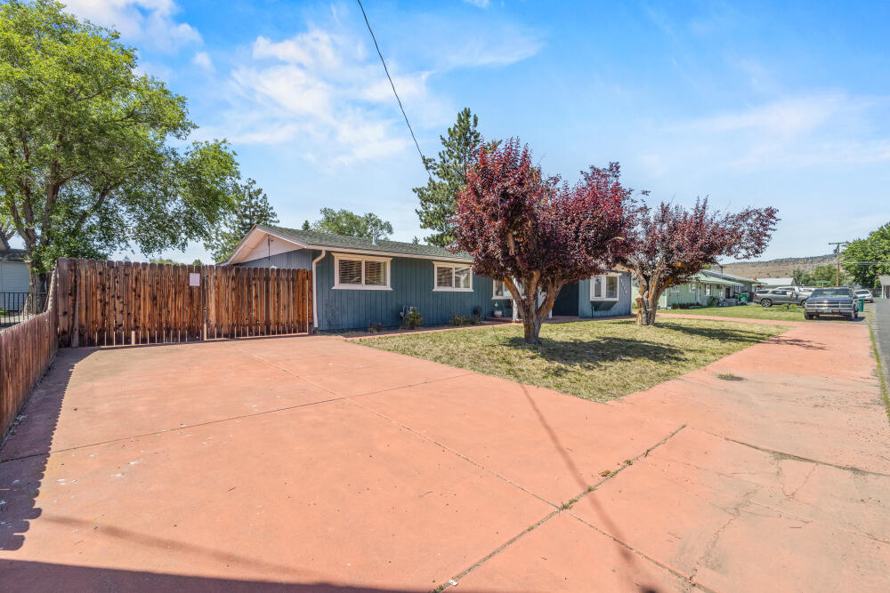 Eastmount - Residential