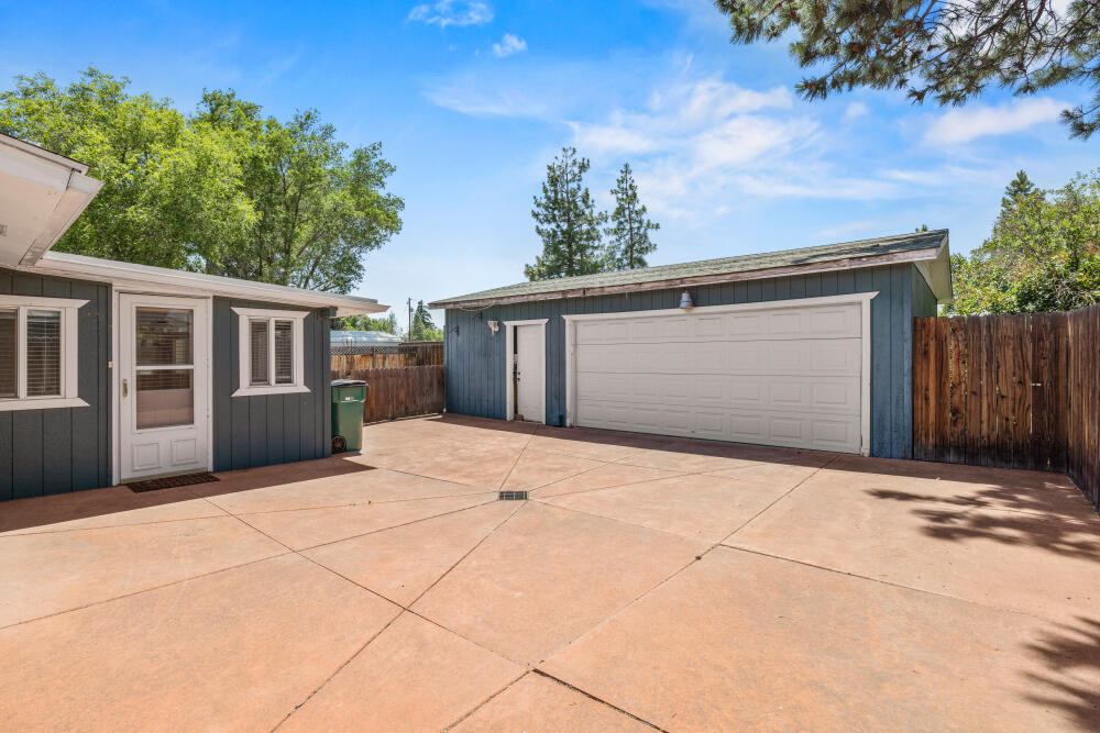 Eastmount - Residential