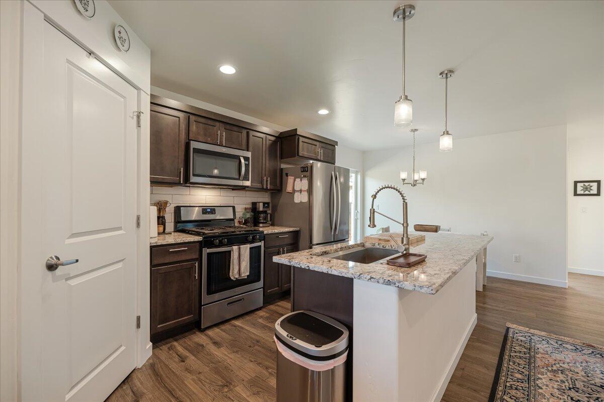 Strawberry Heights - Residential