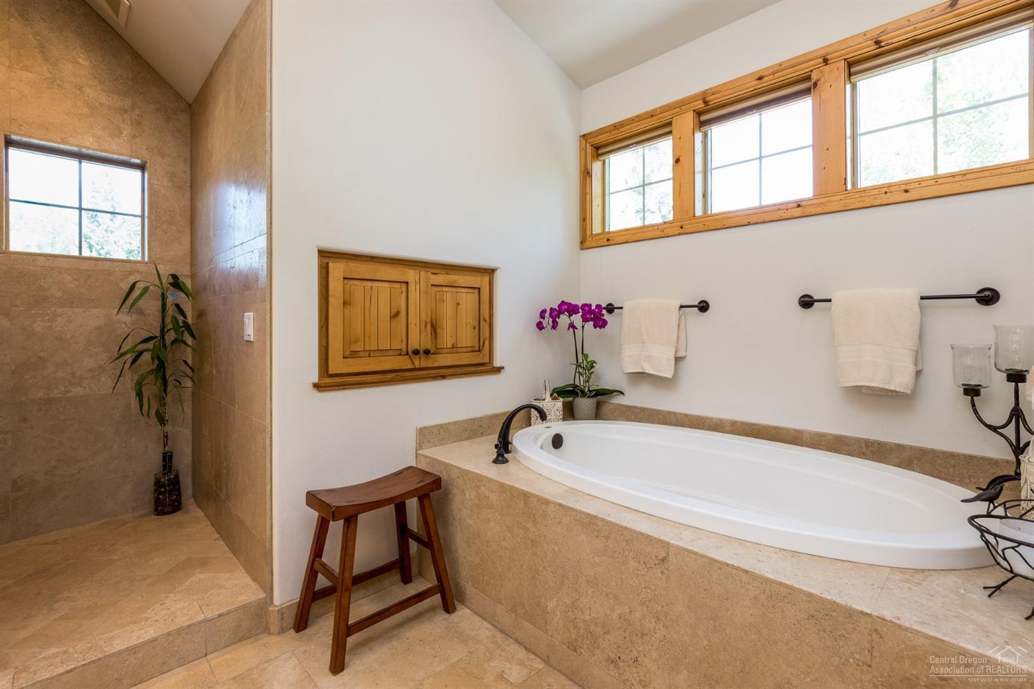 Fairway Point Villag - Residential