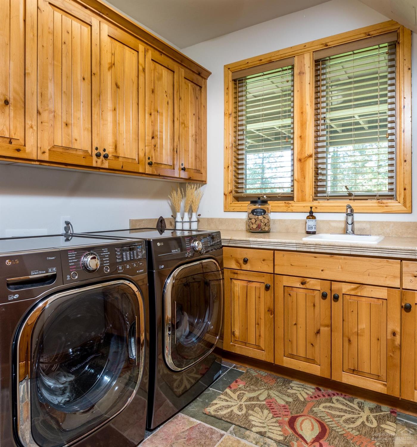 Fairway Point Villag - Residential