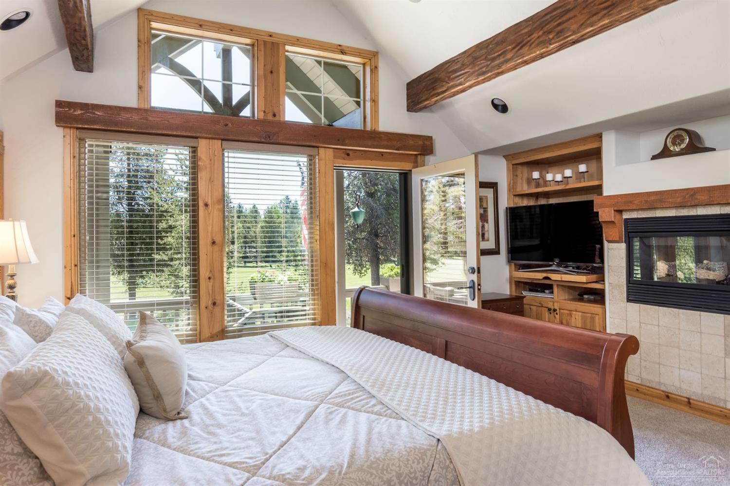 Fairway Point Villag - Residential