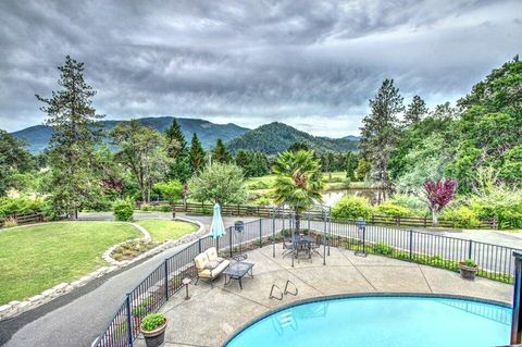 Tiny photo for 100 Springbrook Drive, Grants Pass, OR 97527 (MLS # 220211218)