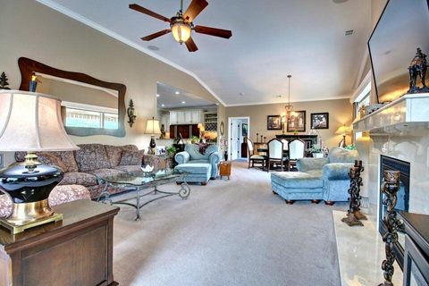 Tiny photo for 100 Springbrook Drive, Grants Pass, OR 97527 (MLS # 220211218)