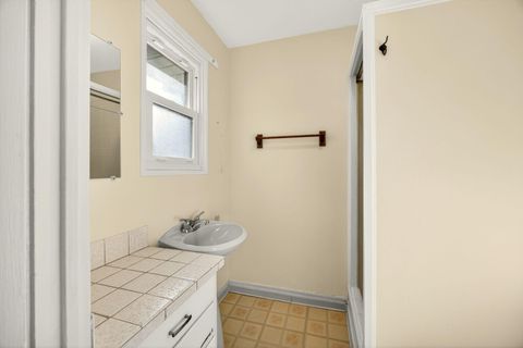 Tiny photo for 270 Morton Street, Ashland, OR 97520 (MLS # 220213317)