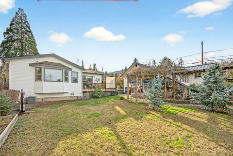 Tiny photo for 270 Morton Street, Ashland, OR 97520 (MLS # 220213317)