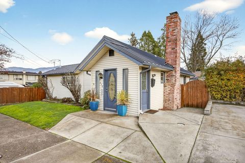 Tiny photo for 270 Morton Street, Ashland, OR 97520 (MLS # 220213317)