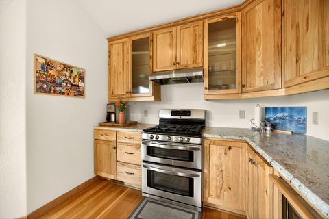 Tiny photo for 270 Morton Street, Ashland, OR 97520 (MLS # 220213317)