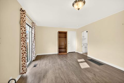 Tiny photo for 270 Morton Street, Ashland, OR 97520 (MLS # 220213317)