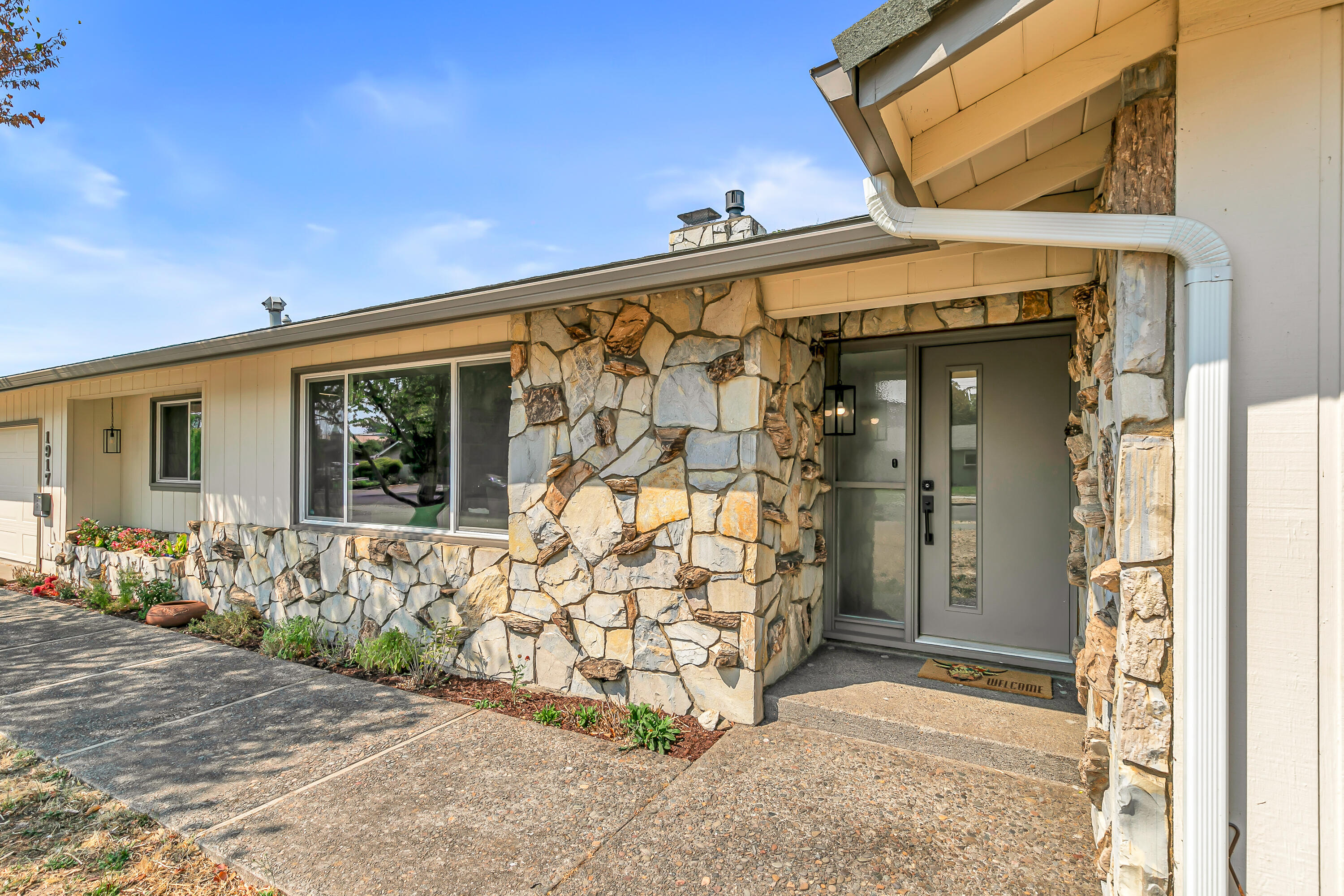 Blossom Hill Terrace Unit No 1 - Residential