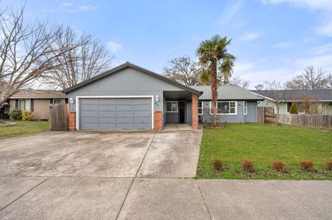 Tiny photo for 1960 Hutchins Circle, Medford, OR 97504 (MLS # 220214319)