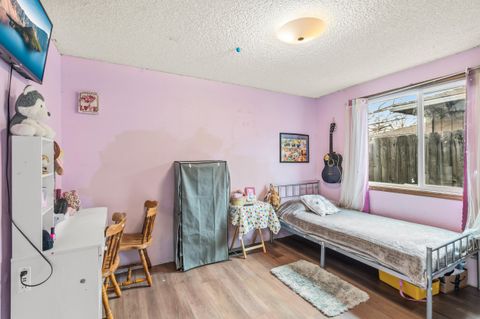 Tiny photo for 1960 Hutchins Circle, Medford, OR 97504 (MLS # 220214319)