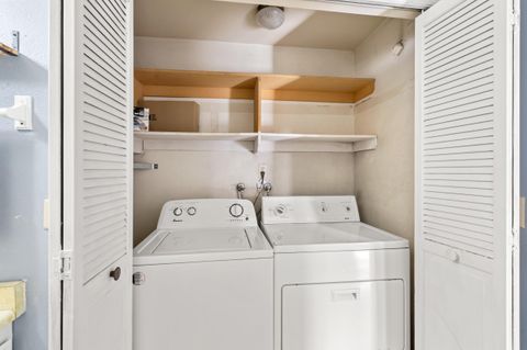 Tiny photo for 1960 Hutchins Circle, Medford, OR 97504 (MLS # 220214319)