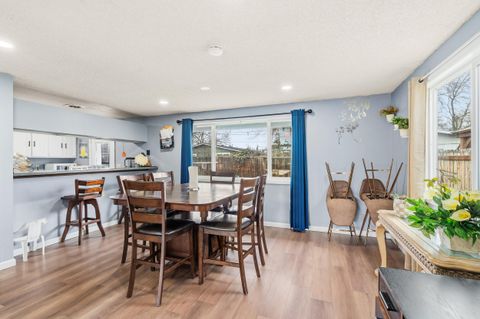 Tiny photo for 1960 Hutchins Circle, Medford, OR 97504 (MLS # 220214319)