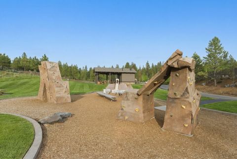 Tiny photo for 17671 Broken Top Lane, Sunriver, OR 97707 (MLS # 220221459)