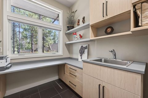 Tiny photo for 17671 Broken Top Lane, Sunriver, OR 97707 (MLS # 220221459)