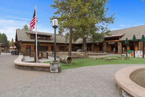 Tiny photo for 17671 Broken Top Lane, Sunriver, OR 97707 (MLS # 220221459)